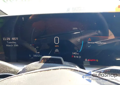 2024 Cadillac Lyriq Luxury W/1Sd z USA, uszkodzony, nr VIN 1GYKPRRL5RZ129277